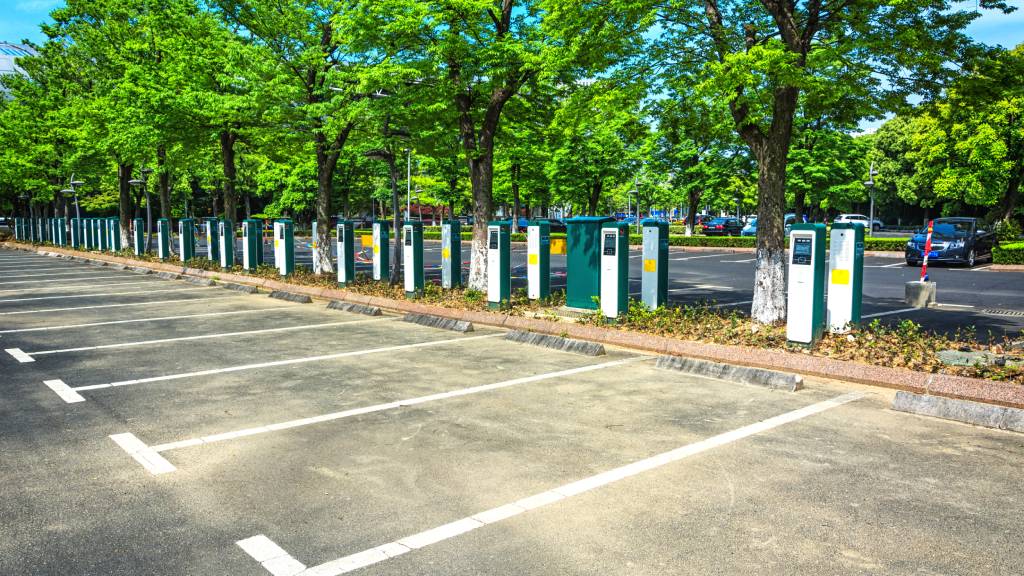 Choosing the Best Cubs Parking Spot_ Factors to Consider