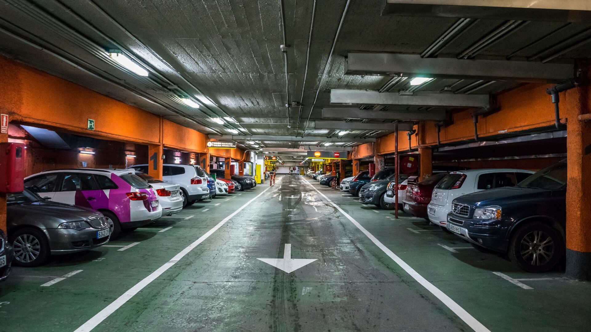 The Safest Places to Park in Chicago at Night (Updated Guide)