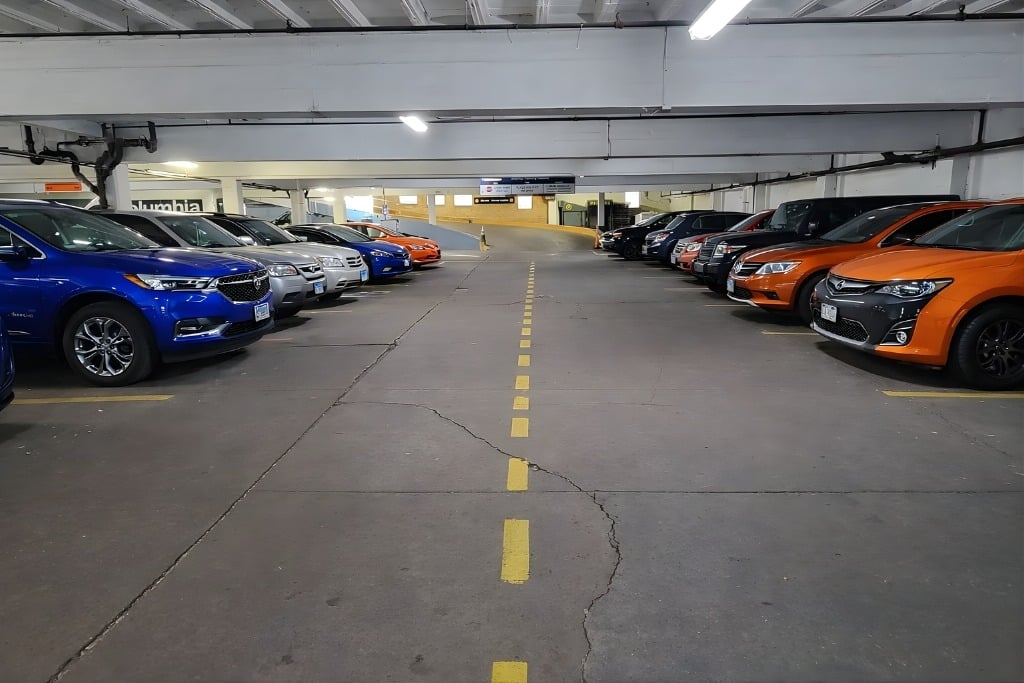 Where to Find Affordable Long-Term Parking in Chicago